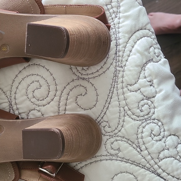 SOLD - Picture 5 of 10